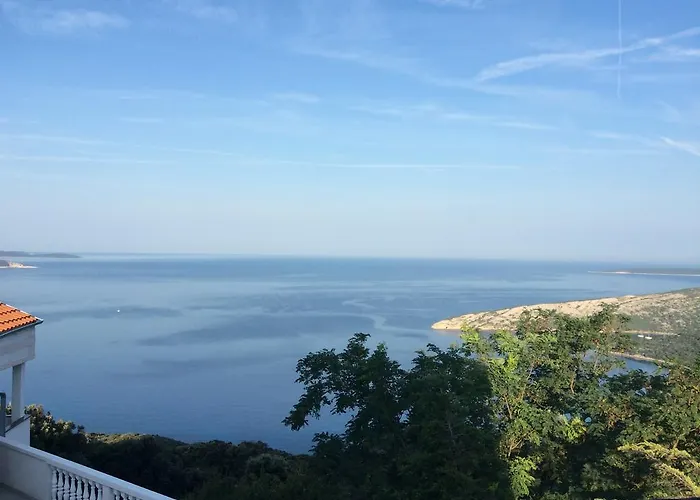 Apartman Ustrine